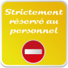 Logo STRICTEMENT RESERVE AU PERSONNEL